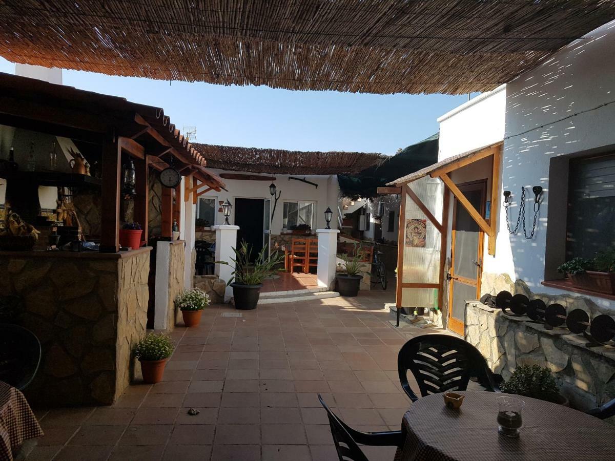 Ca La Pilar Guest House El Poble Nou del Delta Bagian luar foto