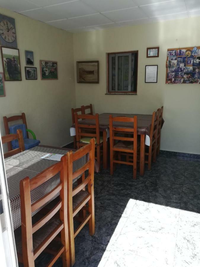 Ca La Pilar Guest House El Poble Nou del Delta Bagian luar foto